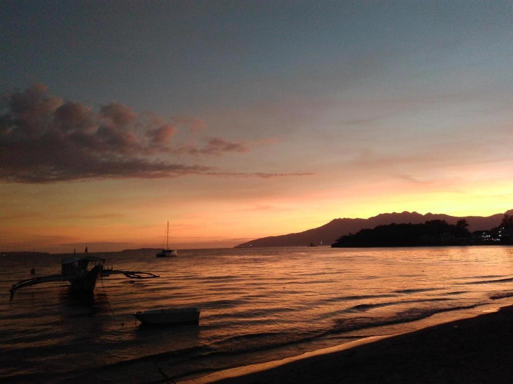 Mango'S Beachfront Resort Olongapo Luaran gambar