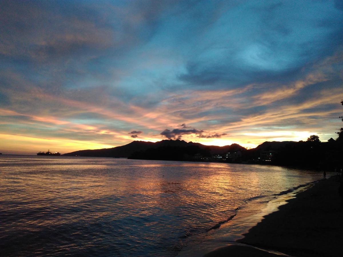 Mango'S Beachfront Resort Olongapo Luaran gambar