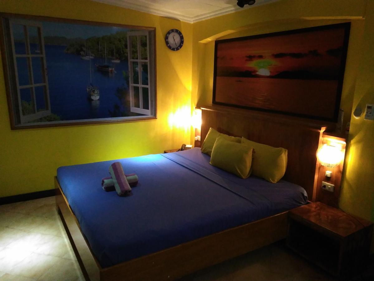 Mango'S Beachfront Resort Olongapo Bilik gambar